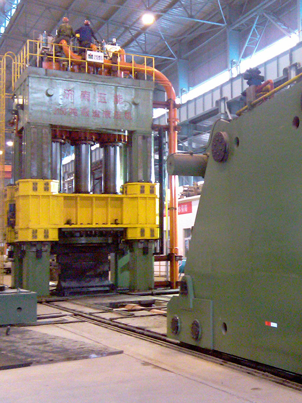 3150T快(kuài)鍛液壓機組-襄(xiāng)陽鋼鐵